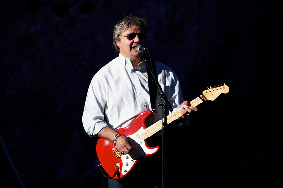 STEVE MILLER